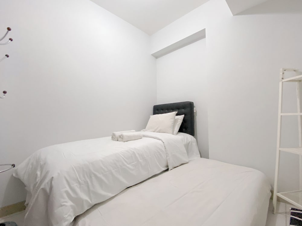 The Elevated Abode 2Br At Mekarwangi Square Cibaduyut Apartment