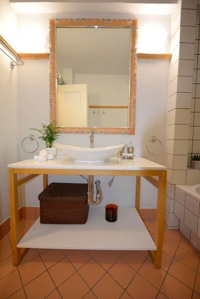 Kifisia Vacations - New Superb  Luminous 2 Bedroom Apartment - Property Image 7