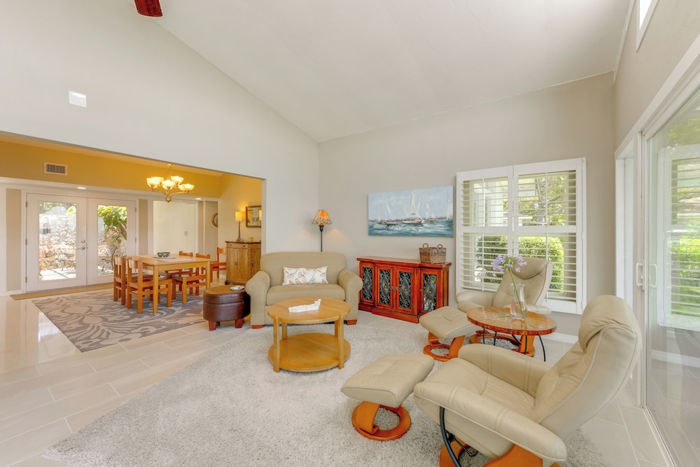 Family Home w/ Stunning Water Views in Tavares!