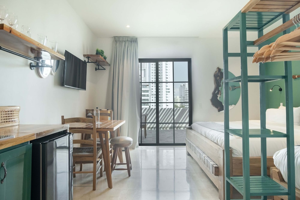 w Elegant Loft w Balcony in Bocagrande