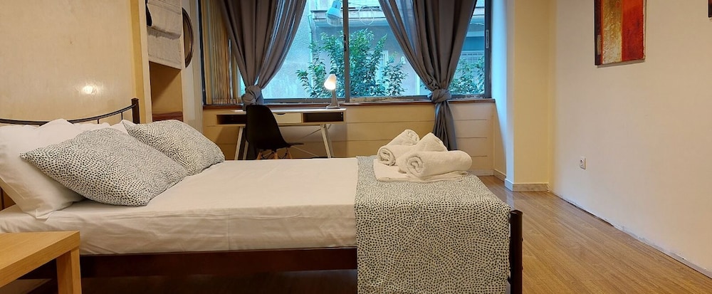 Deluxe apartment 12BD 6BATH