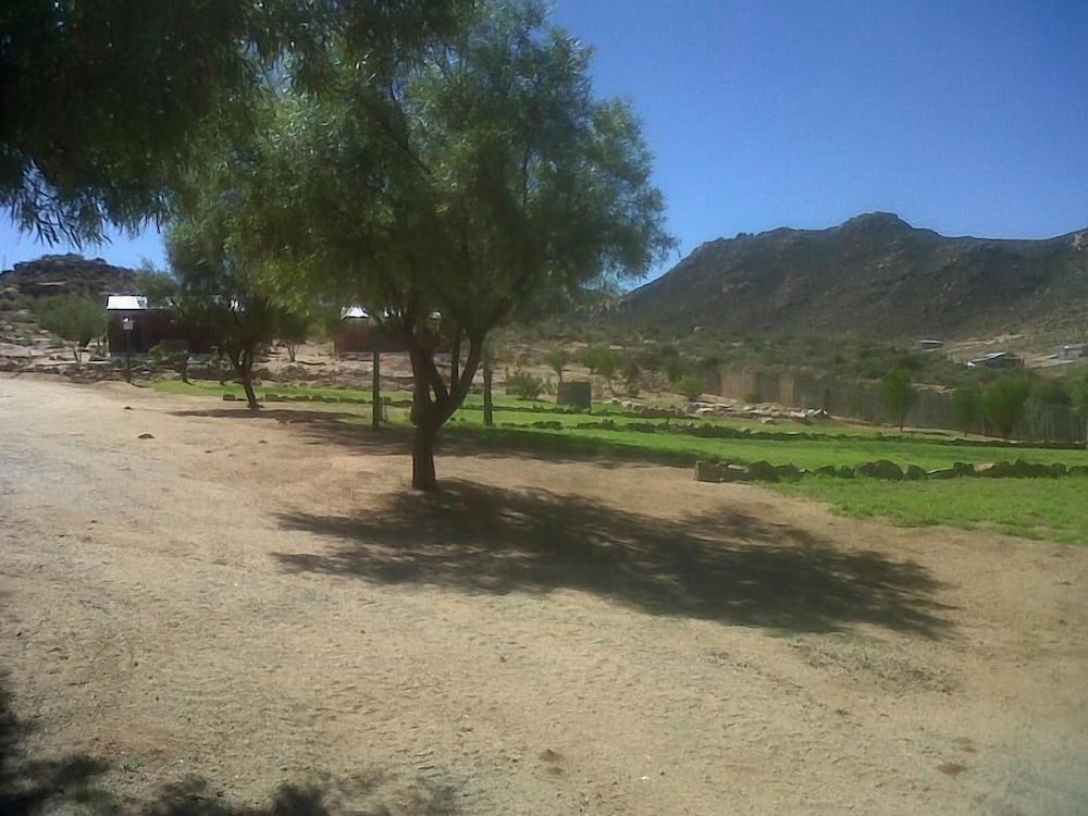 Namastat Lodge & Caravan Park