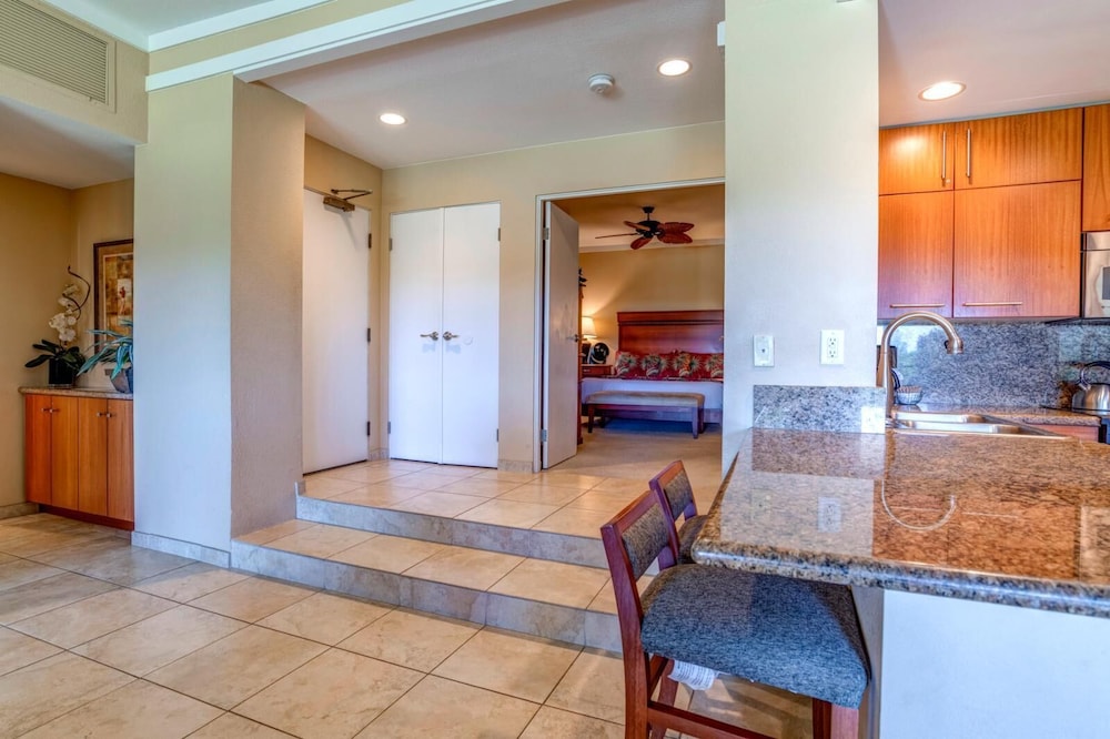 Kapalua Golf Villas 6 Free Rental Cars KBM Resorts Whale Watching 6 Units, 8 Bedrooms KGV Ml-2312