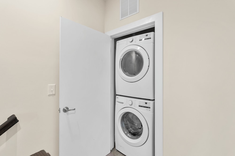 Private Haven in Charlotte- 5mins Uptown