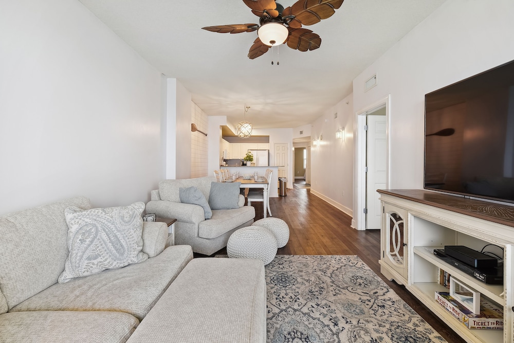 Sunrise Beach Resort by Book That Condo view 5