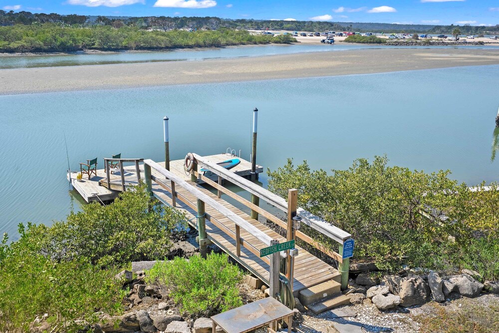 Dolphins and Dream Water Views Dock Your Boat