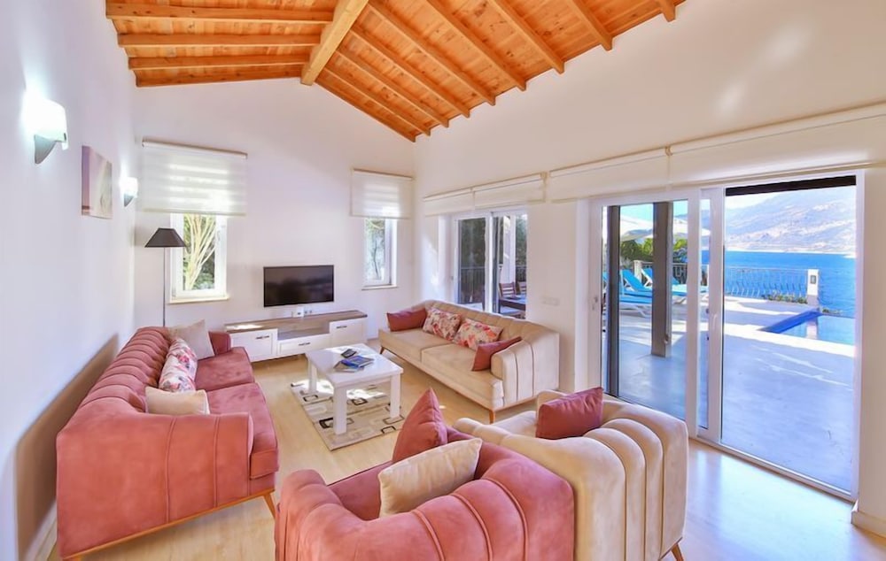 Villa Basil