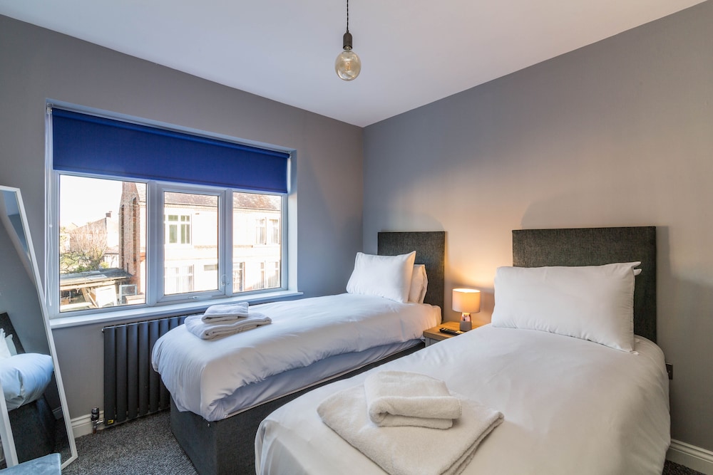 30 Charnwood Avenue view 3