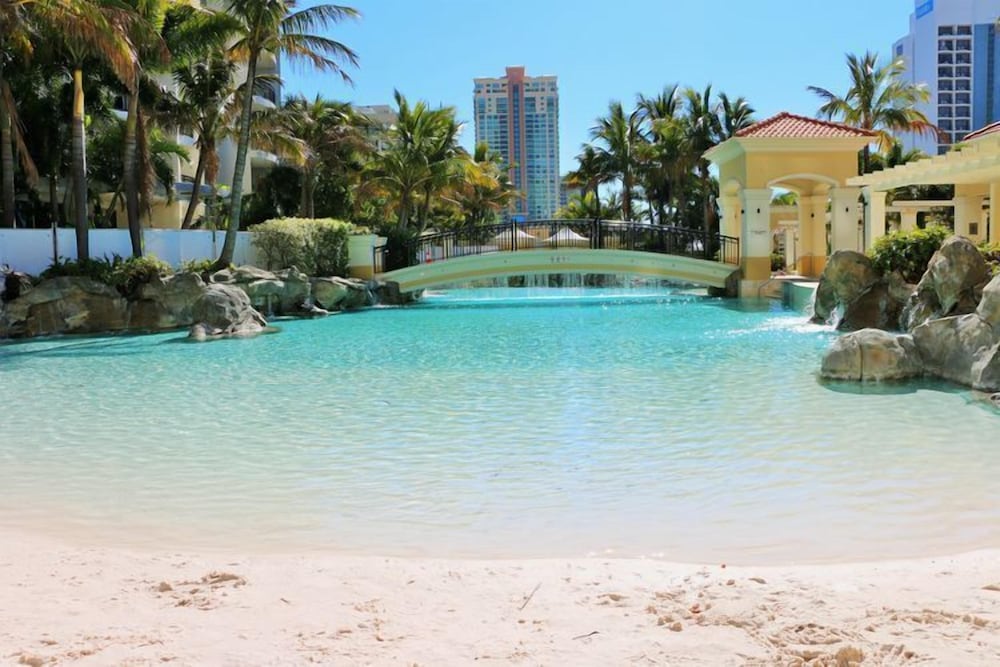 Surfers Paradise Vacations - Ocean Riverview at Chevron Renaissance - Property Image 7