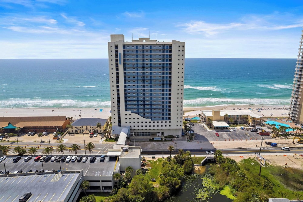 Beachfront Stay w/ Resort Amenities & Gulf Views Sterling Breezing #506