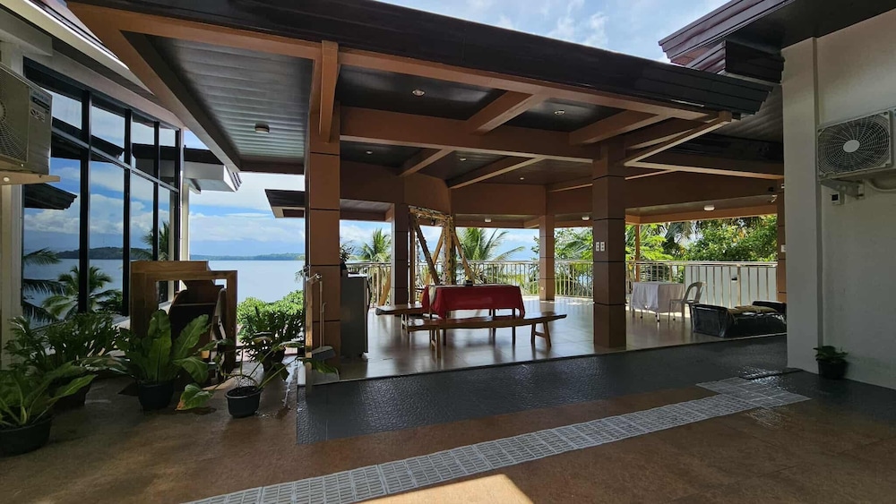 Eagle's Nest Beach Resort- Samal Island
