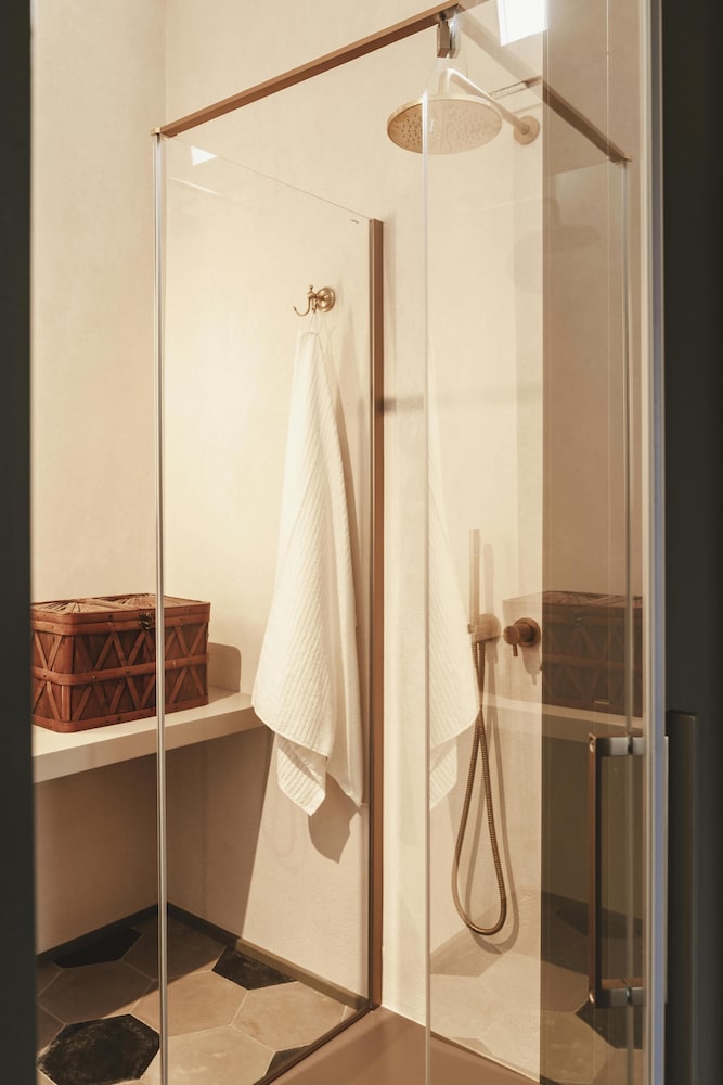 La Canonica Suites