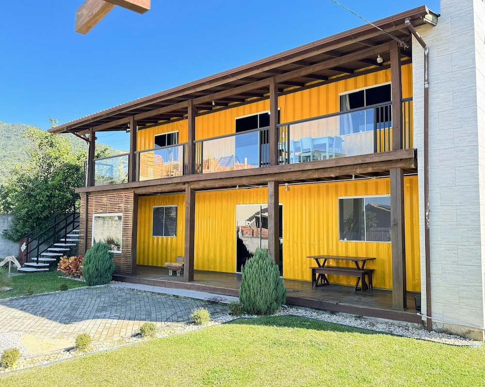 Contêiner Exclusivo - Praia da Gamboa