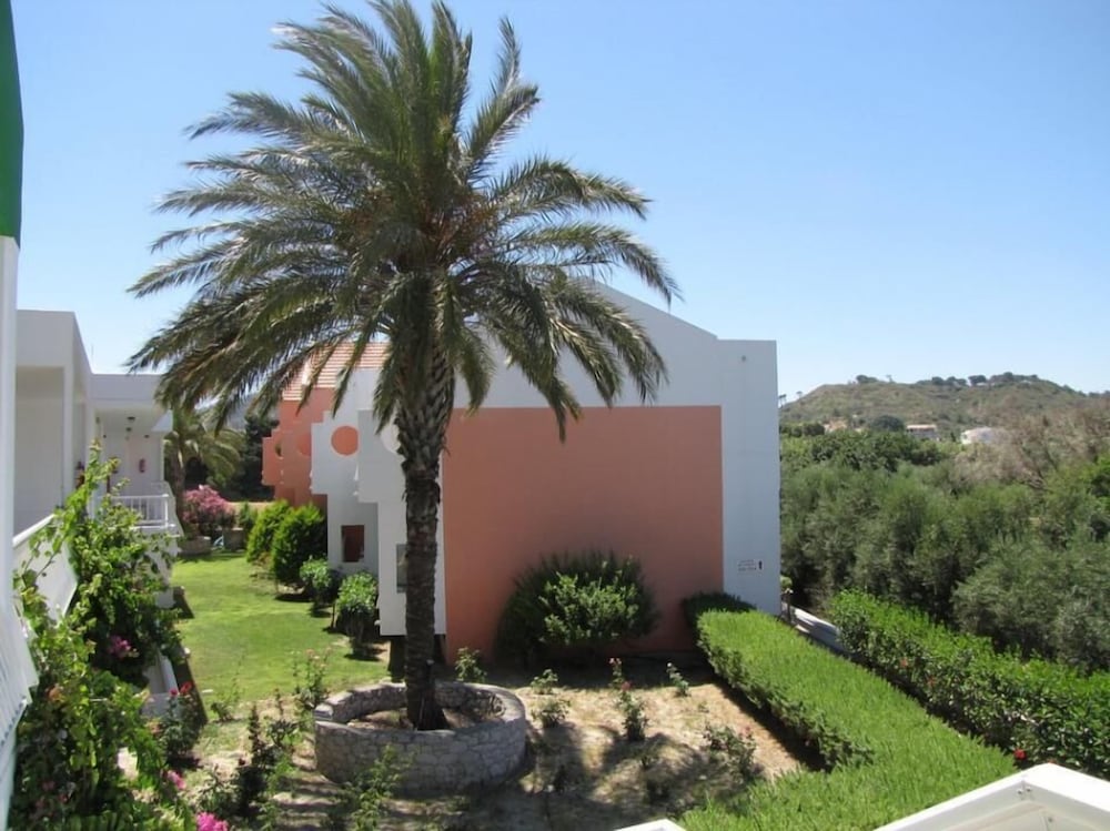 Valsami Hotel Apartments