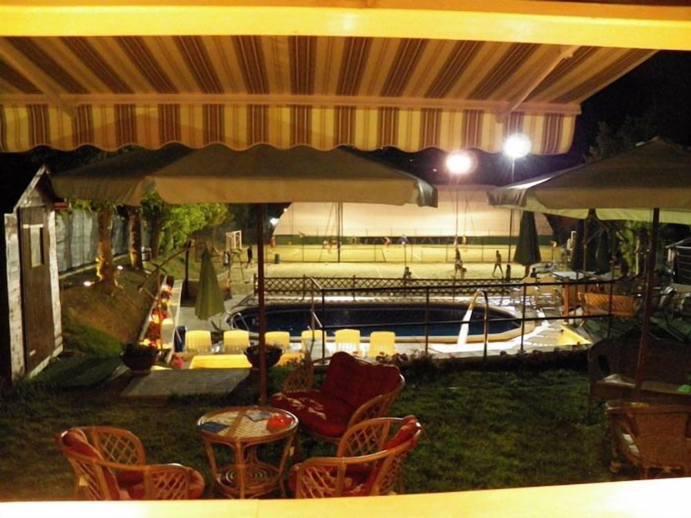 SOS Sporting Village