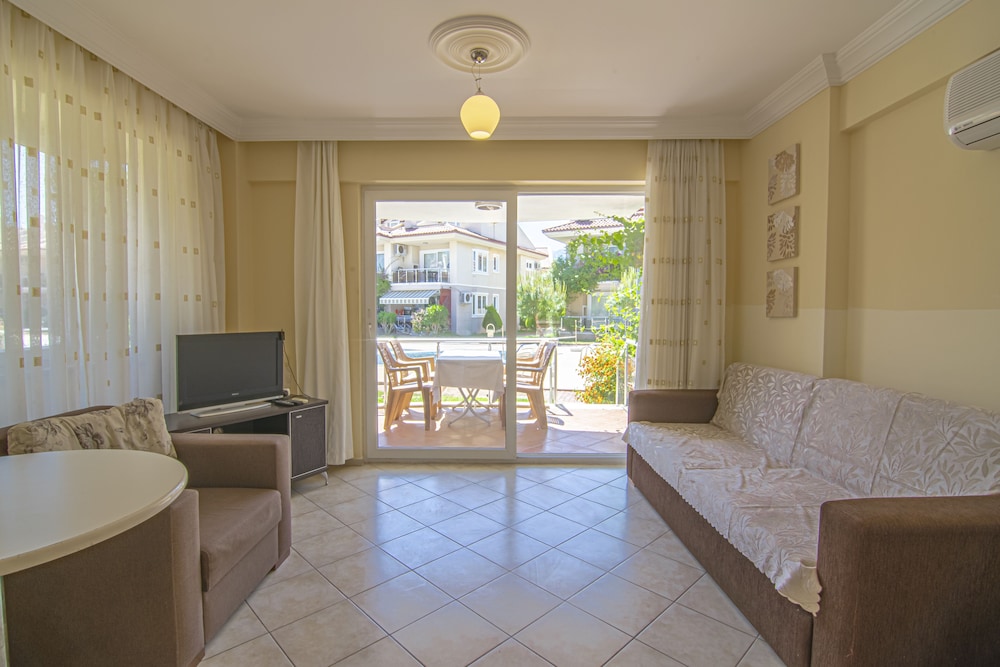 Aqua Apartments view 5