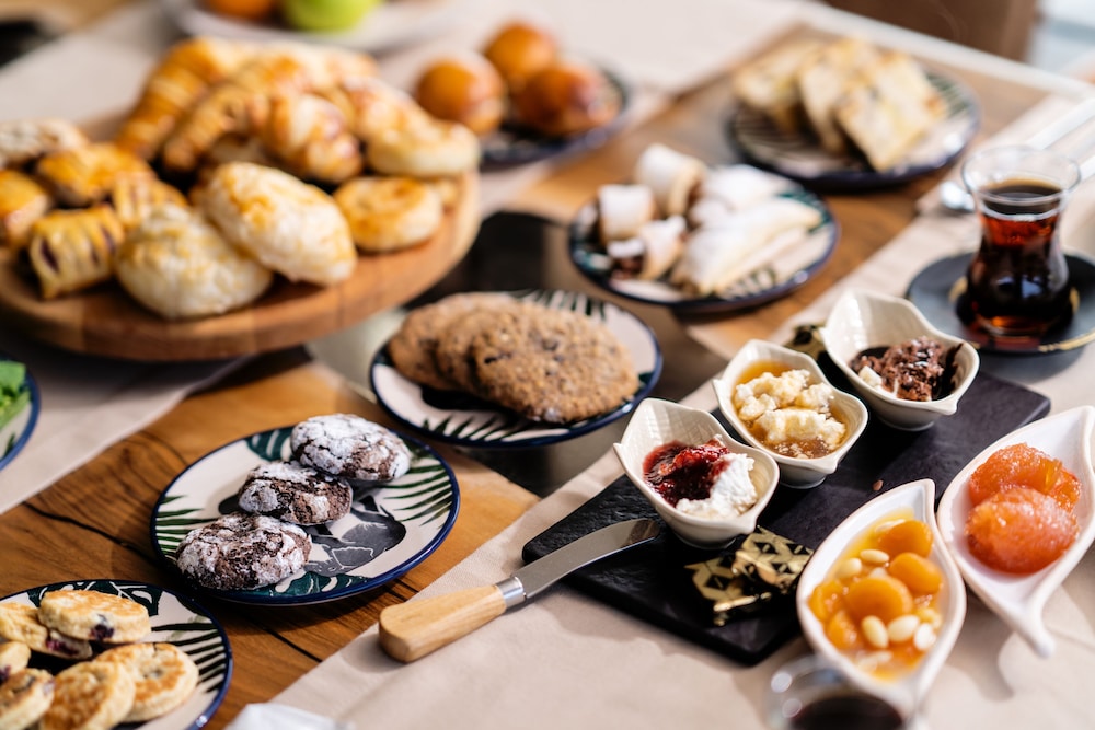 Parna Hotel - Image 40