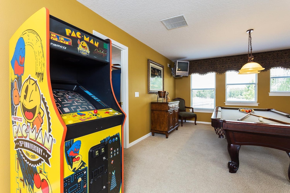 Acadia Estates 8017 - Image 3