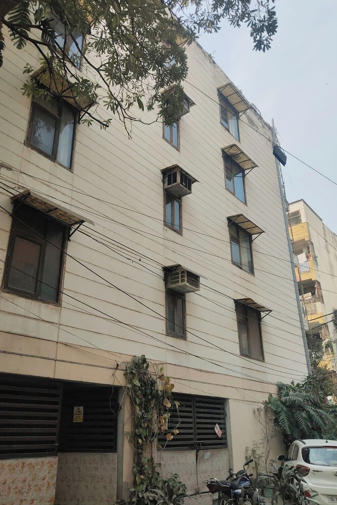 Metrolink Apartment & Suites-East Of Kailash