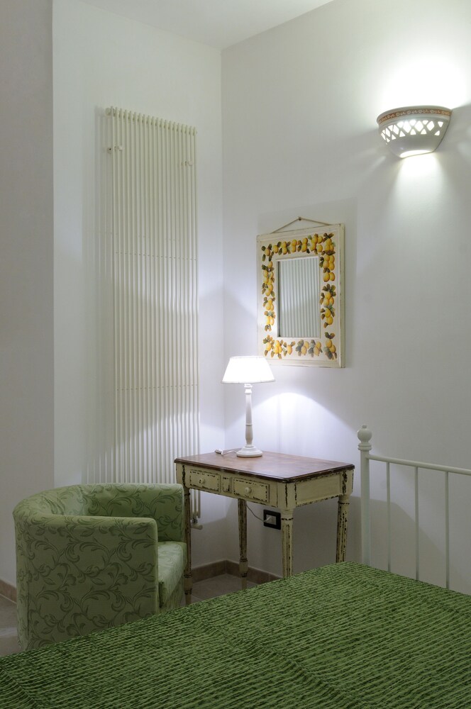 Photo 41
