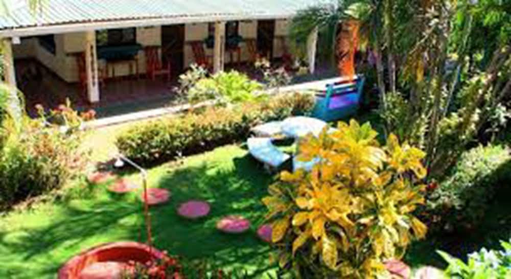 Cabinas Marielos