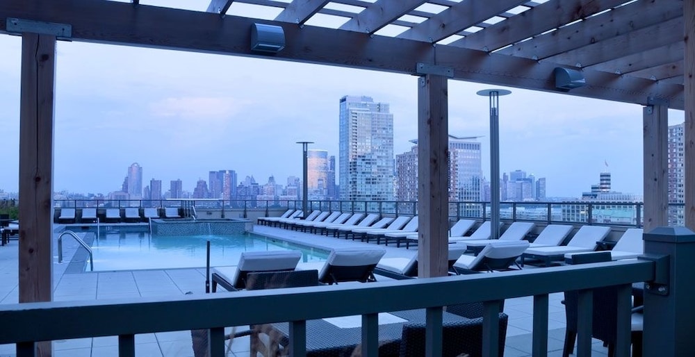 Luxy Suites Washington