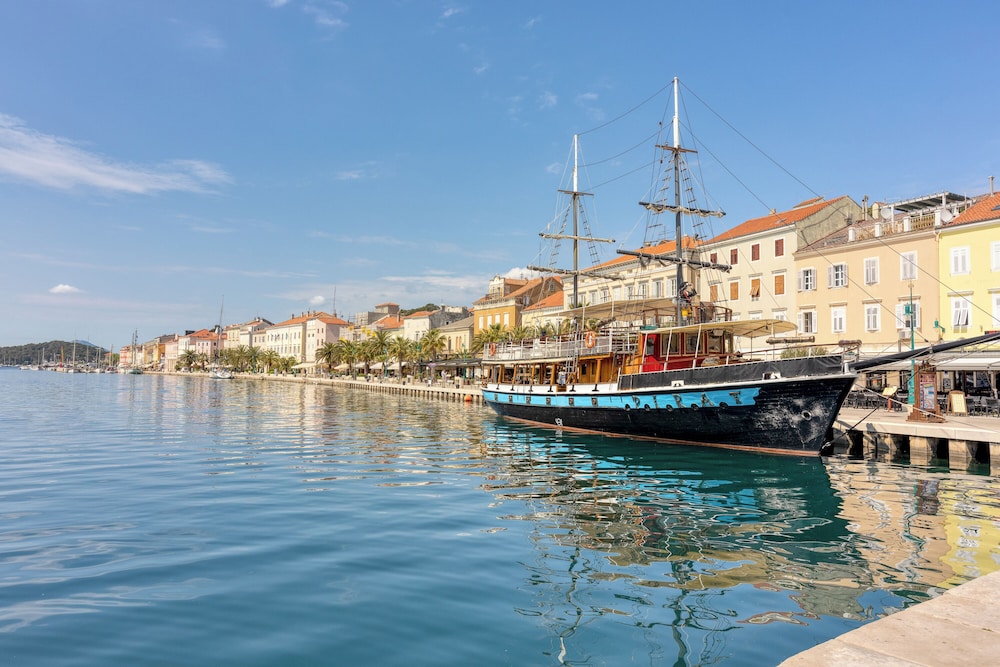 Secret Garden Apartment Mali Losinj