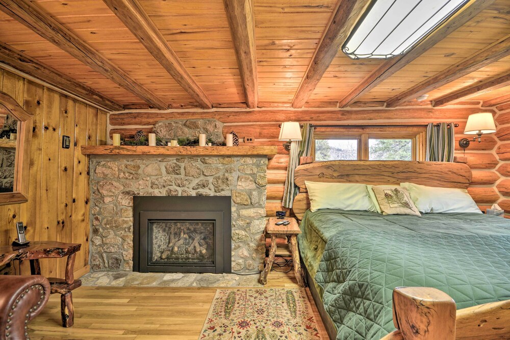 'honey's Cabin' in Mcleod: Fish, Hike & Views! view 4