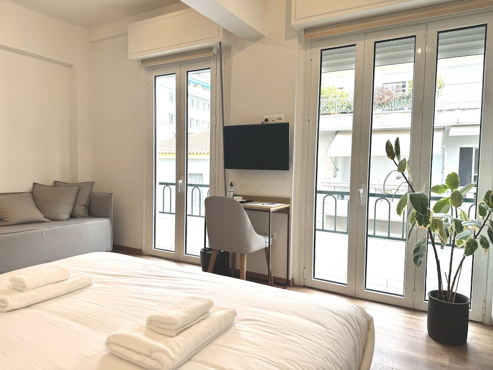 Voulis Best Globle Home