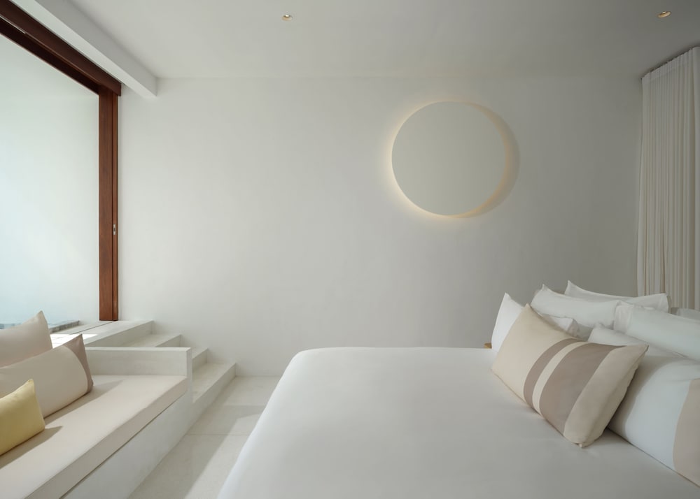 SALA Samui Chaweng Beach Resort