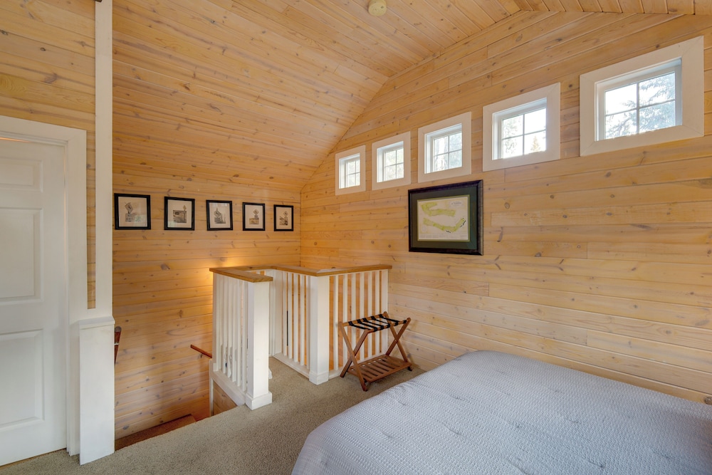 Near Payette Lake! Cabin w/ Outdoor Space