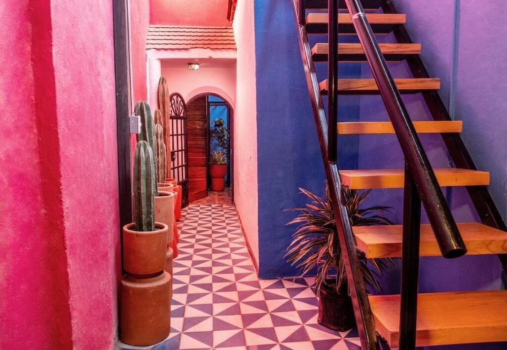 Homestal California Hostal Tlaquepaque