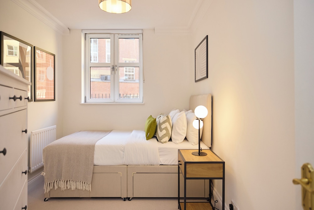 Lapwing Court Retreat