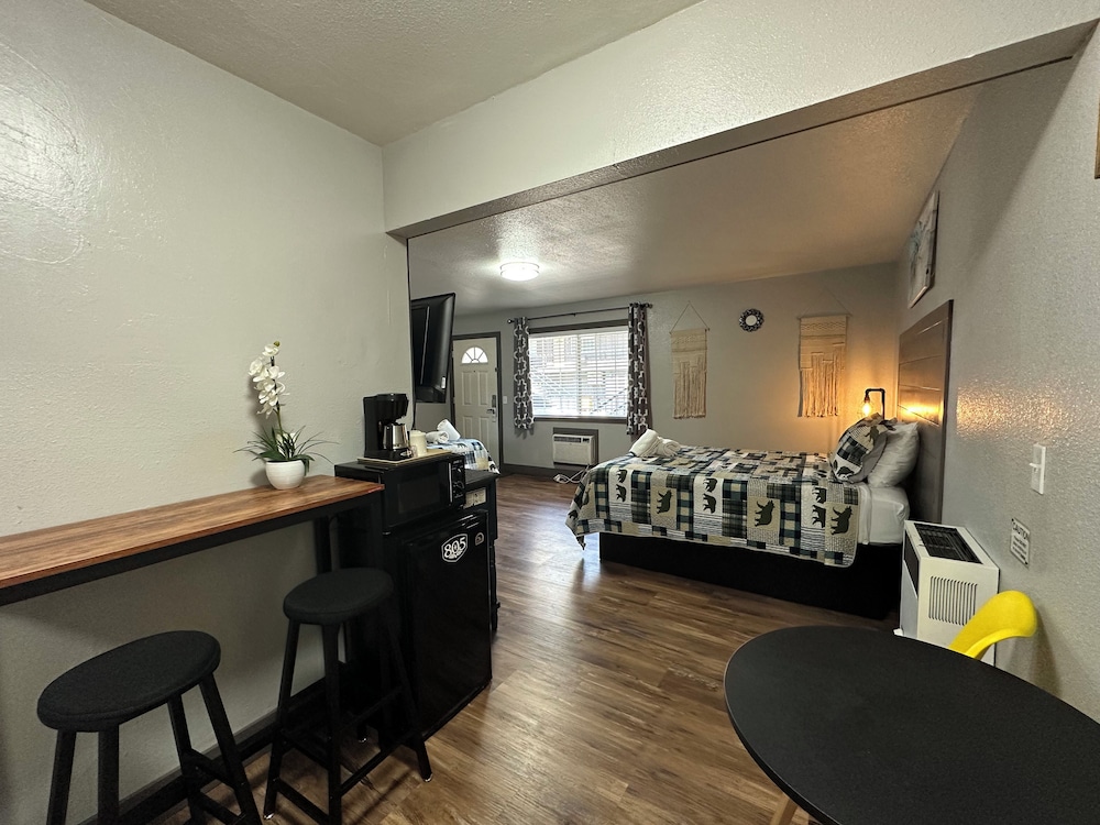 Lake Tahoe Vacations - Lake Ridge Hotel - Property Image 21
