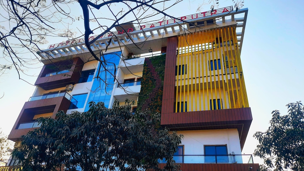 Hotel Grand Patliputra view 2