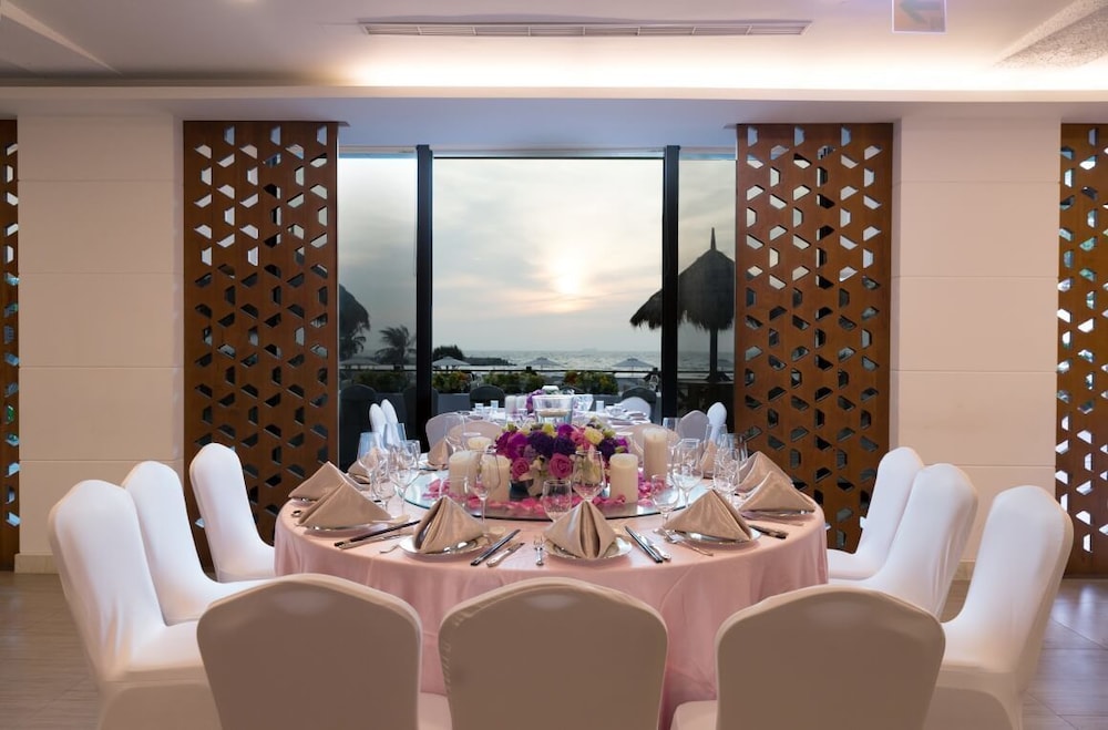 Sizihwan Sunset Beach Resort
