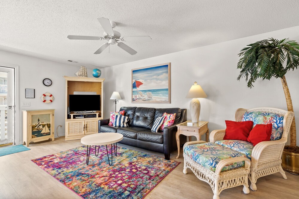 Shorehaven 16B by RedAwning