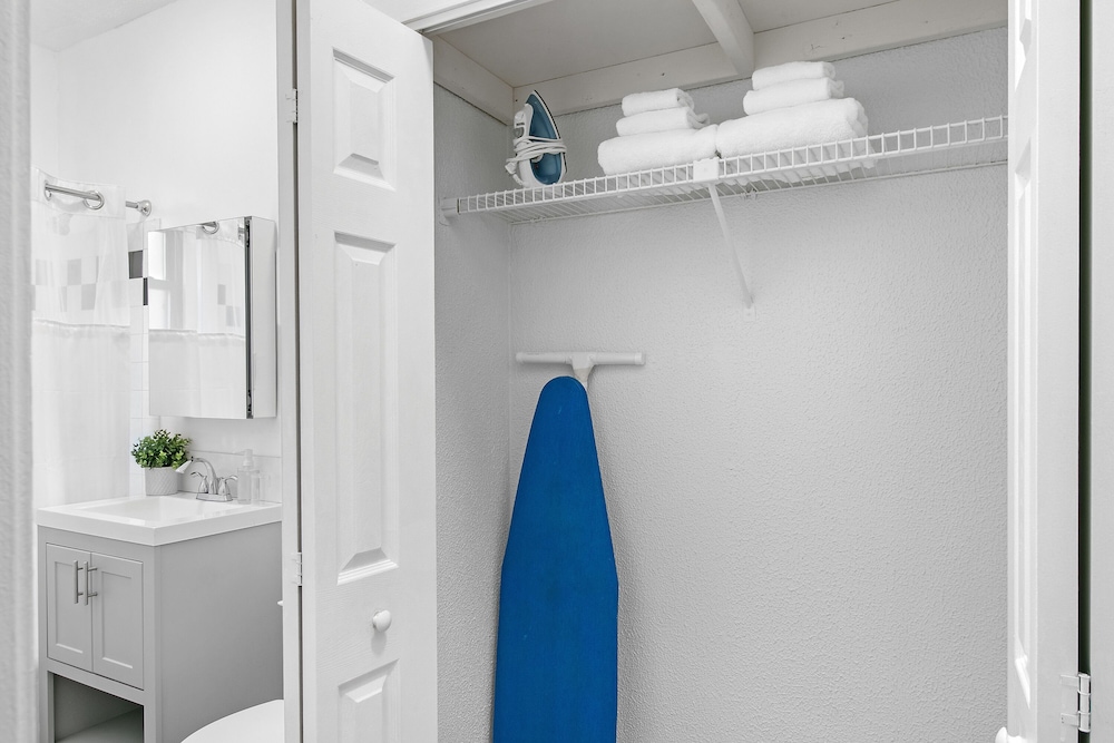 1BR Fully Equipped - Belmont rep