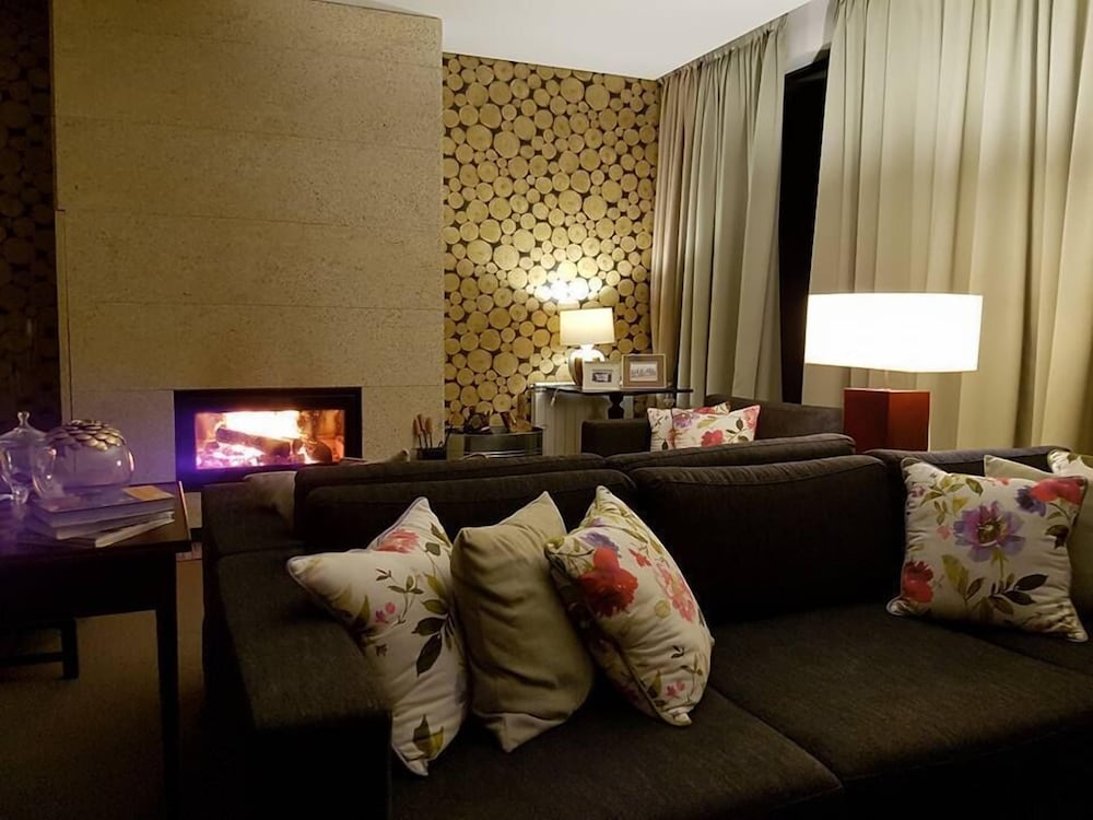 Casa de Baixo - Petit Hotel