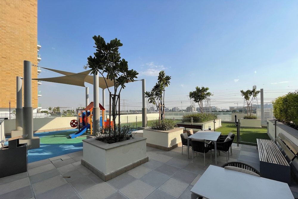Bright and cozy studio in Azizi Riviera