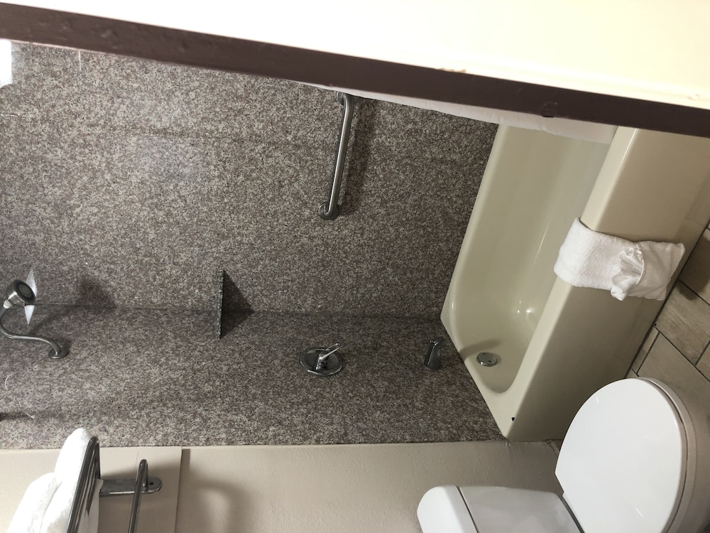 Quality Inn Madisonville