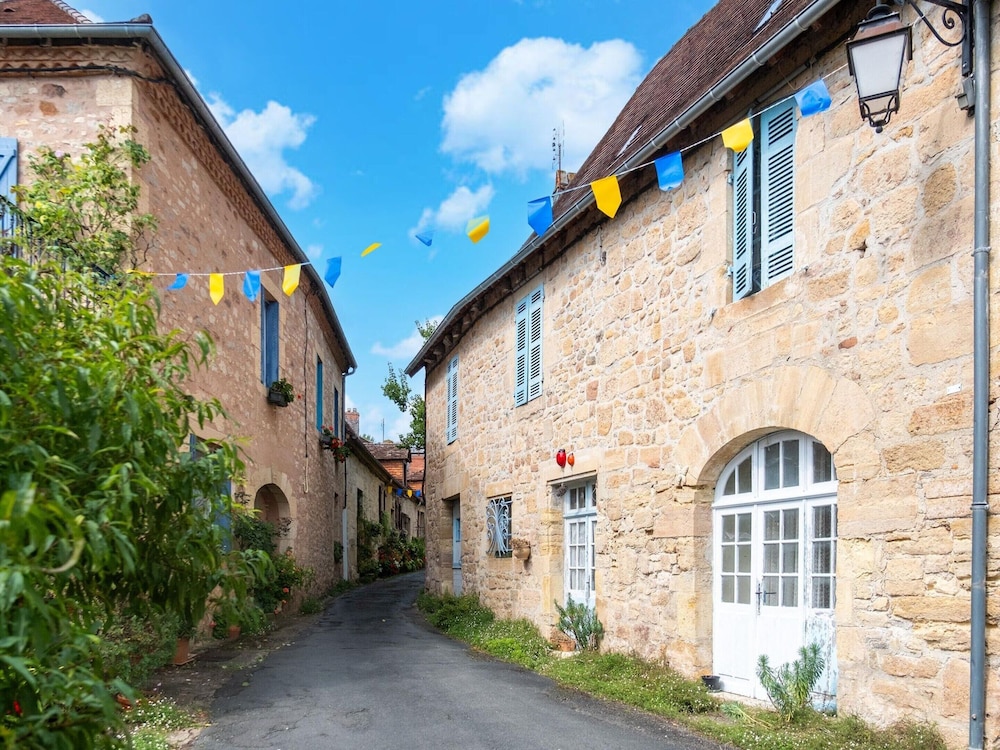 Charming House in Hautefort With Pool & Nature