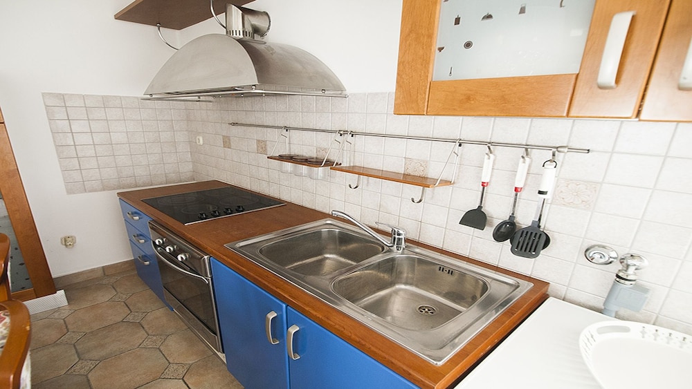 Villa Mona en Rogoznica — kitchen