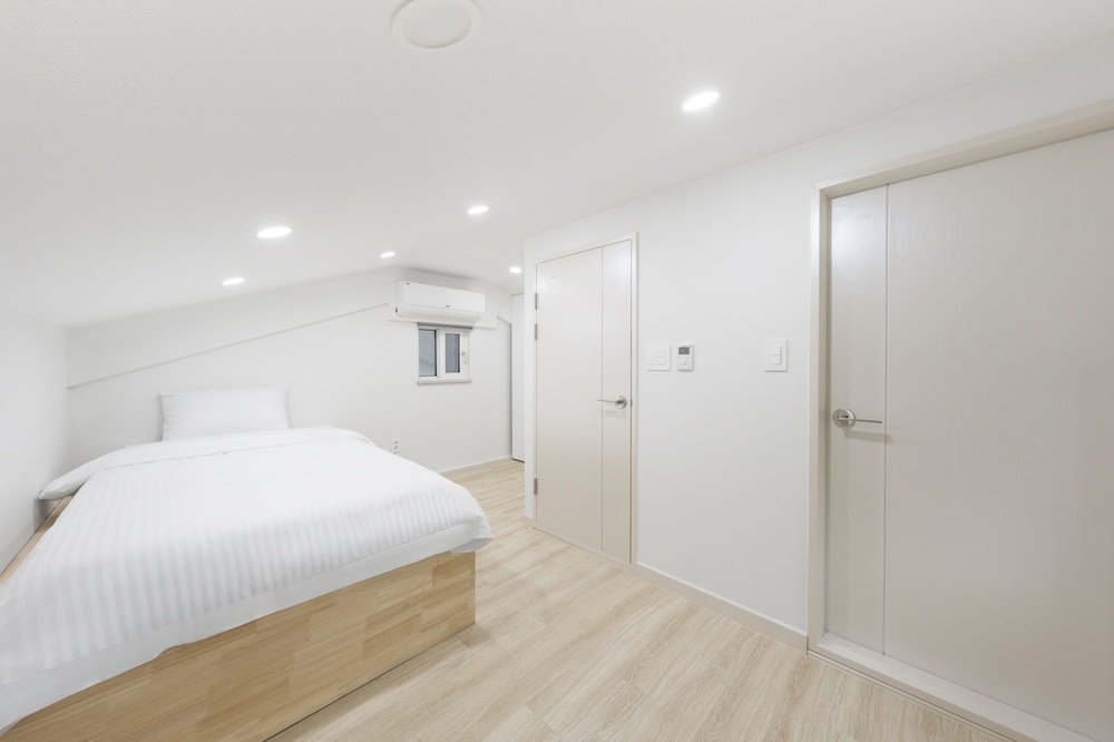 Gangneung Pinehill Park Pension&caravan