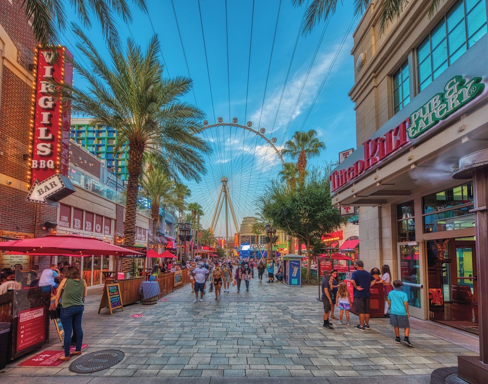 The LINQ Hotel & Casino – A Caesars Rewards Destination 55
