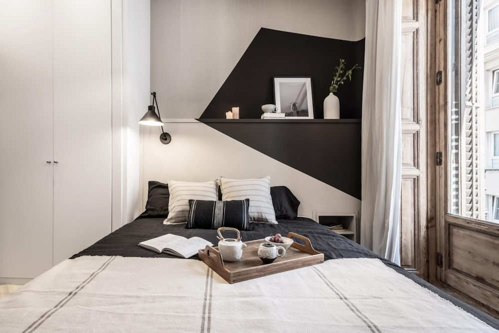 Broto - 4 Bedrooms in Malasa a photo 2