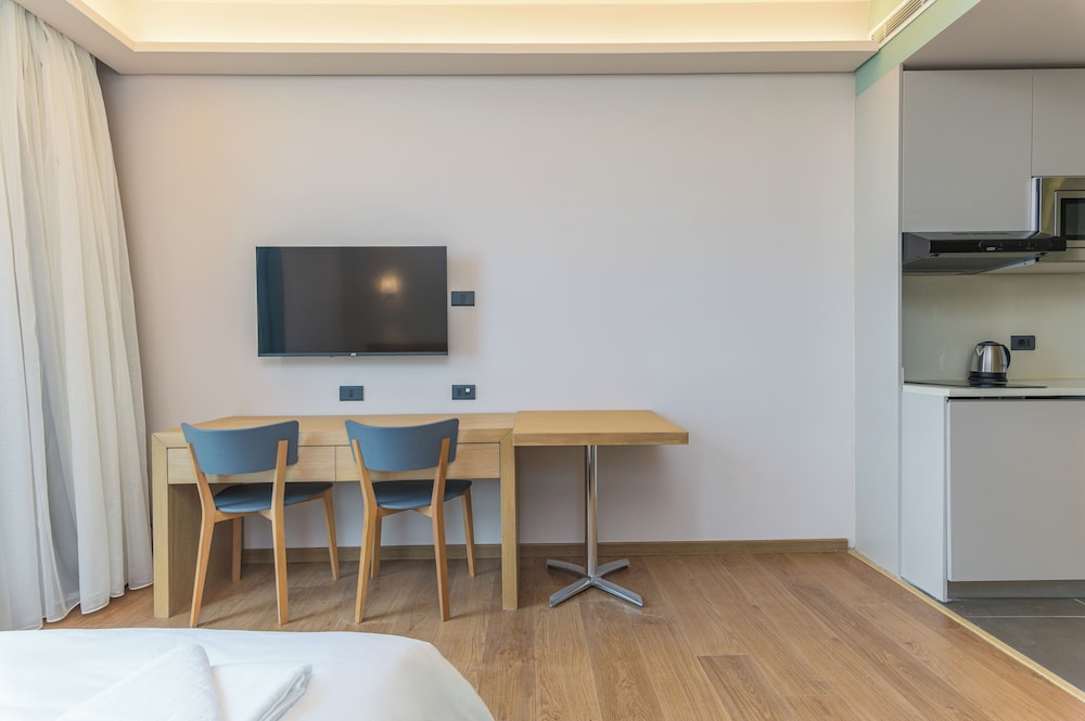 Jounieh Living - Residences by Local Host