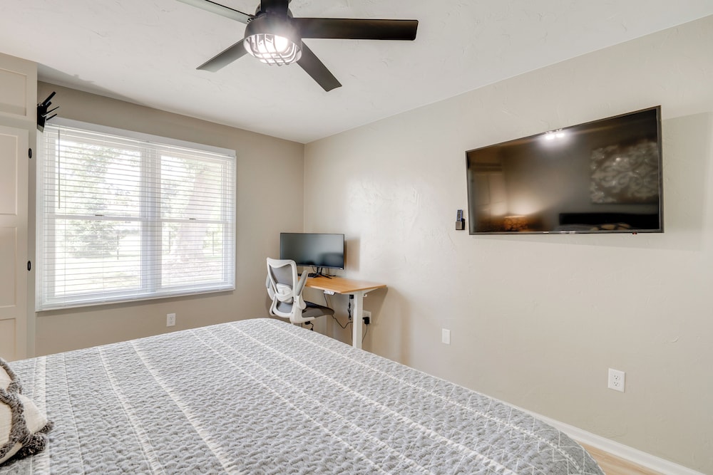 1 Mi to Beach: Dog-friendly Condo in Lake Mills!