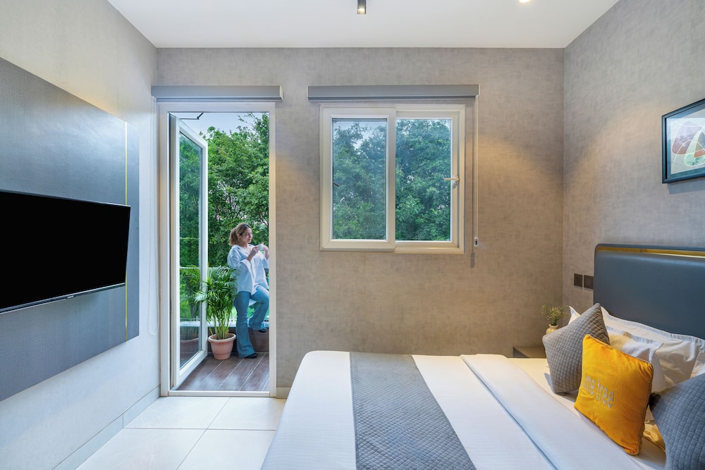Lime Tree Hotel & Stays Greater Noida Nearby India Expo Centre & Mart