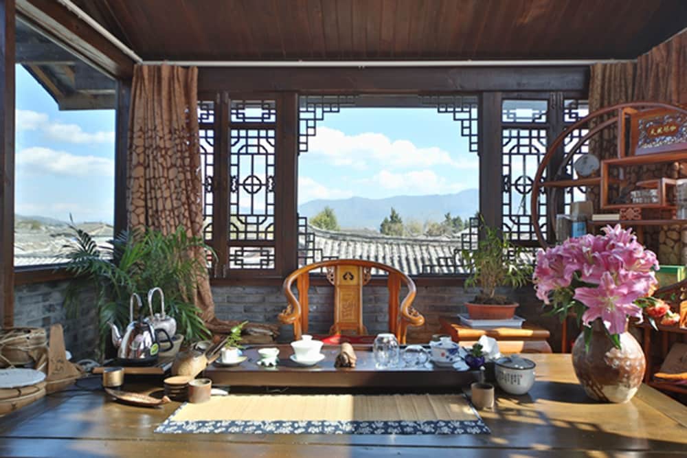 He Mu Ju Inn Zhongyi Branch